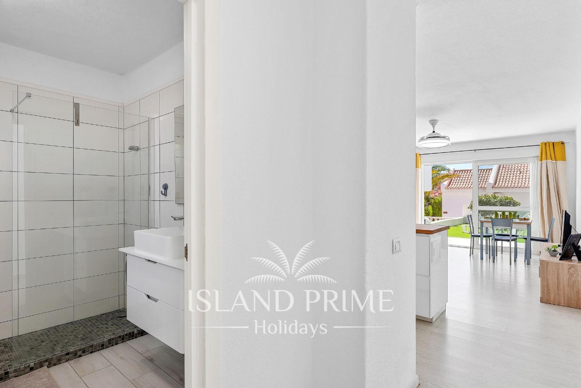 Seaviews Garden Holiday With Palms In Sand Club Sc171 Сан Мигел де Абона Екстериор снимка