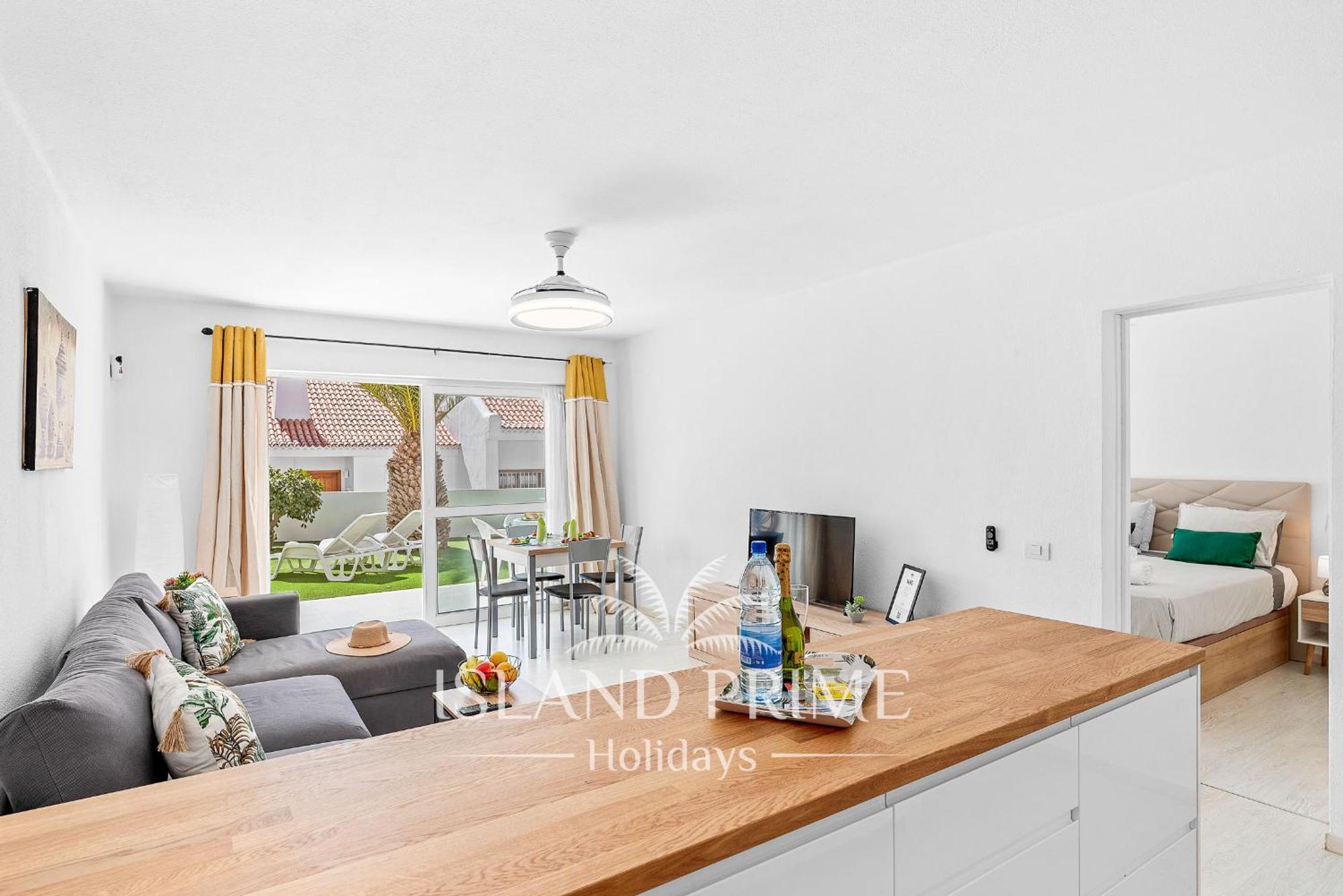 Seaviews Garden Holiday With Palms In Sand Club Sc171 Сан Мигел де Абона Екстериор снимка